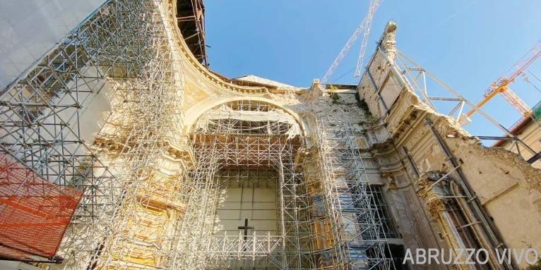 Inizia dopo 14 anni parte la ricostruzione del Duomo dell'Aquila