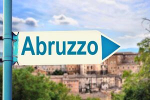 Scritta abruzzo